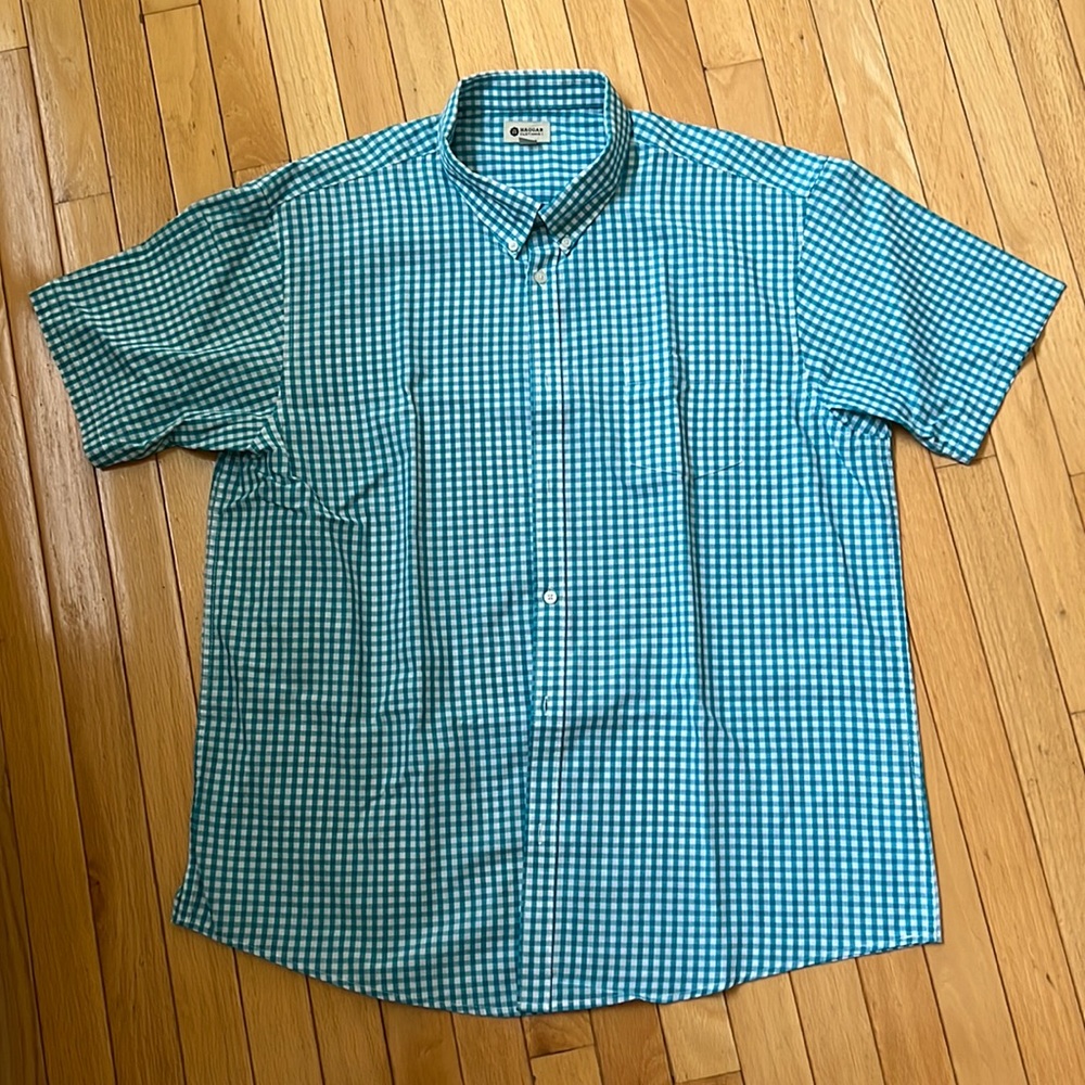 Green Short Sleeve Button up